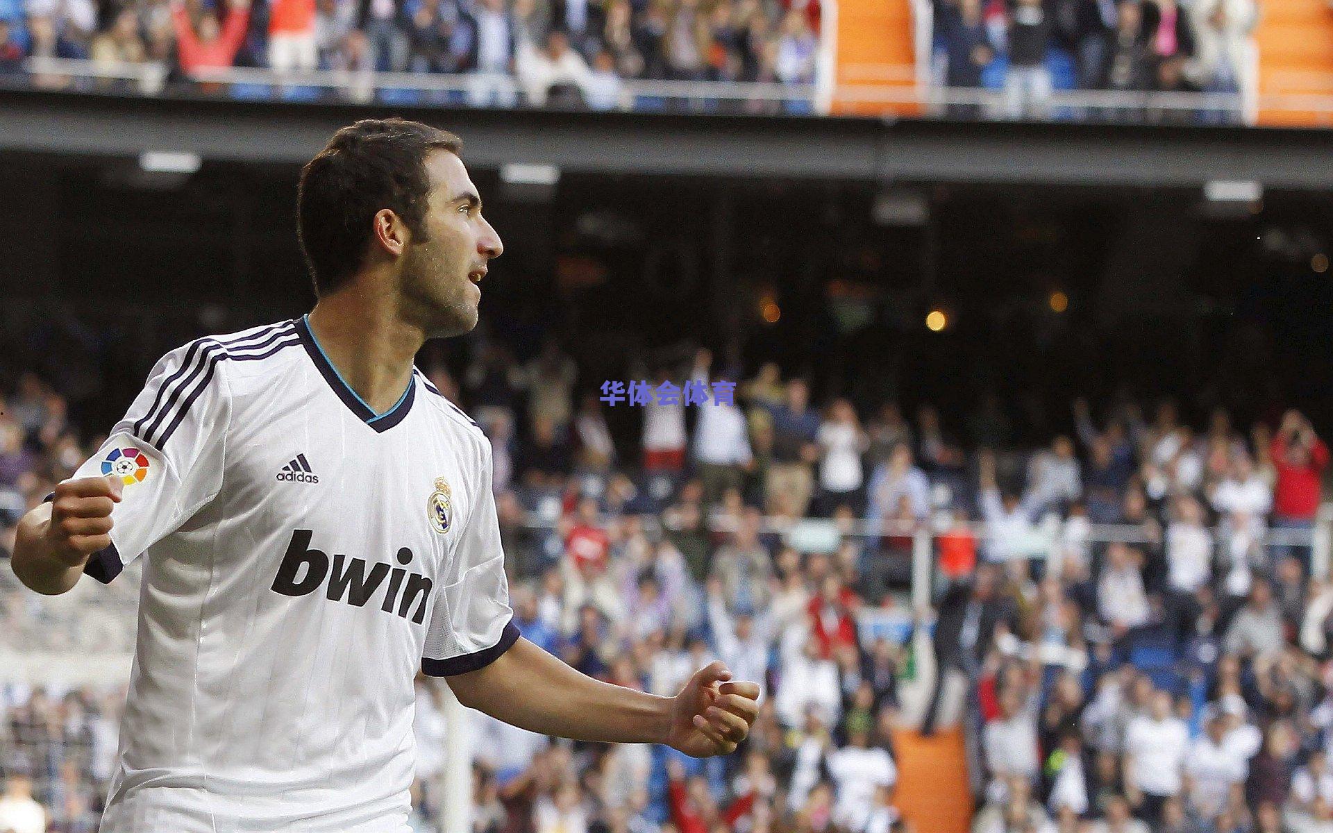 卡塔尔冲刺排位赛首节爆冷，新星安东内利突围，七冠王汉密尔顿意外折戟