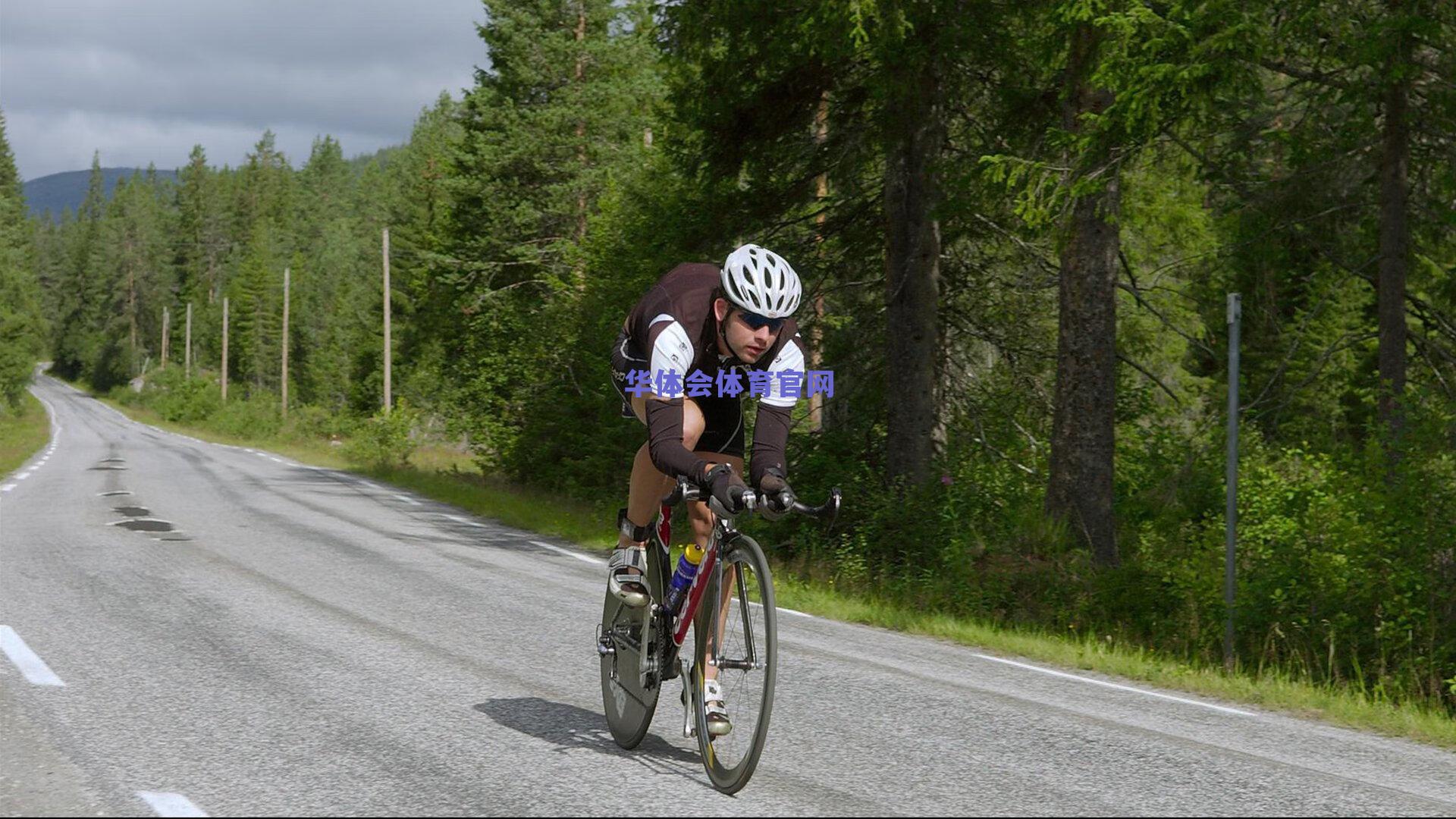 华体会体育官网_美记深度剖析，对阵雷霆一役揭示关键课题，教练团队对判罚的回应方式成胜负隐形分水岭